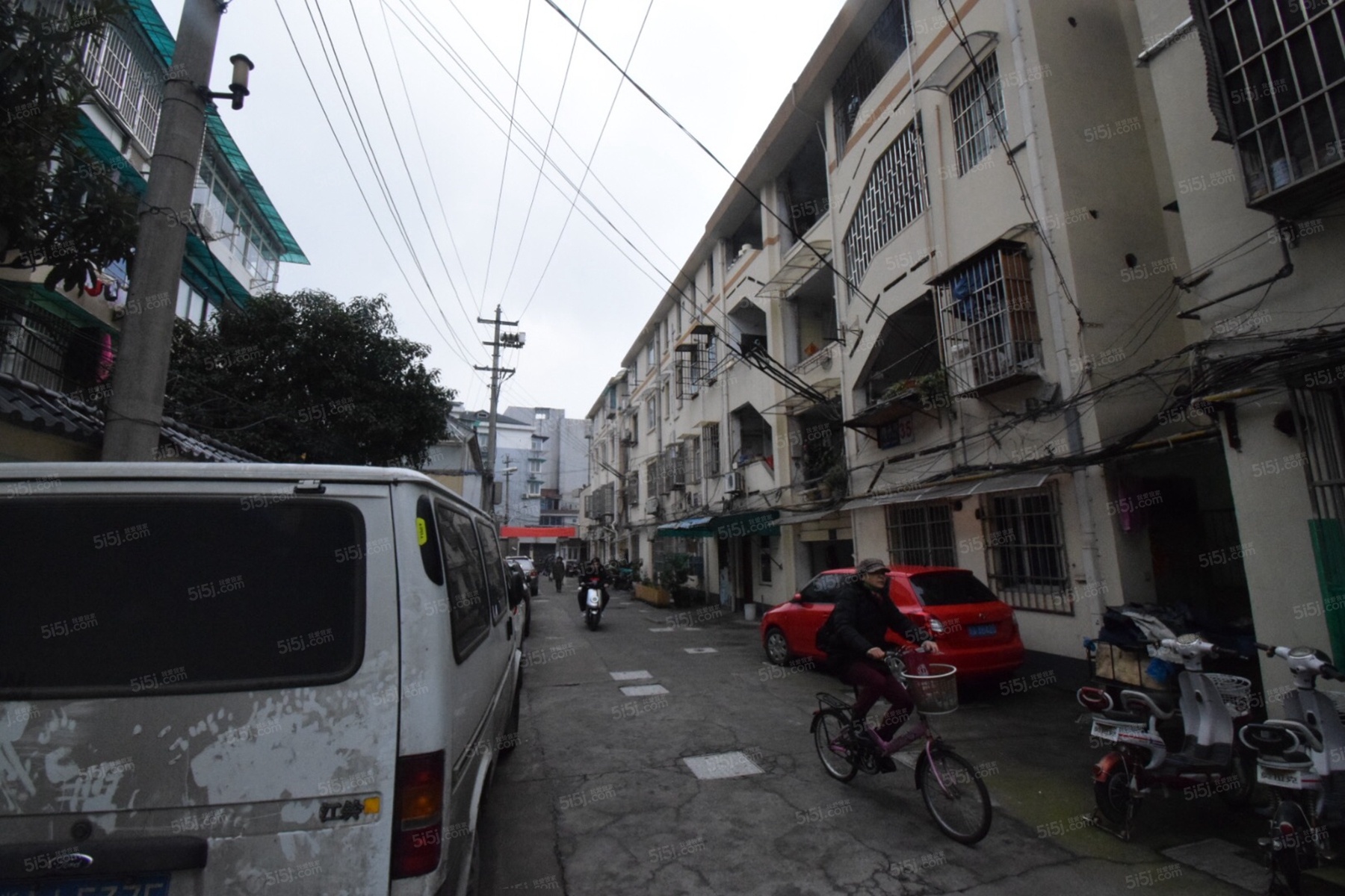 西溪路39号小区隶属于杭州市西湖区省府商圈优质小区,附近我爱我家