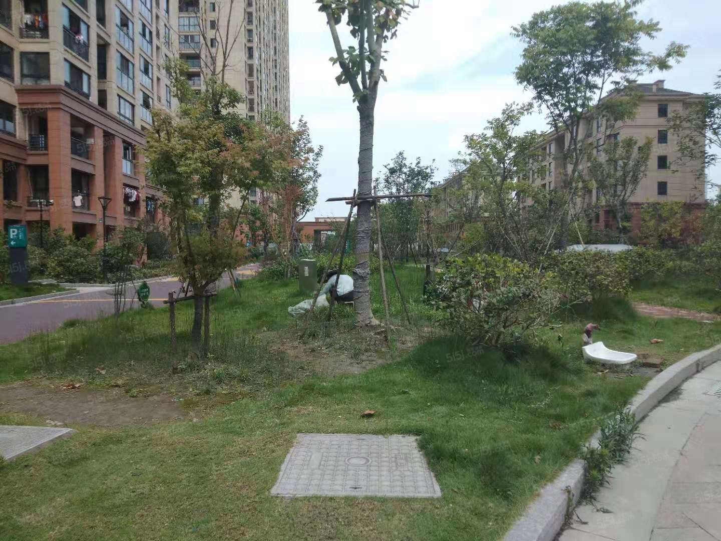 新丽名苑