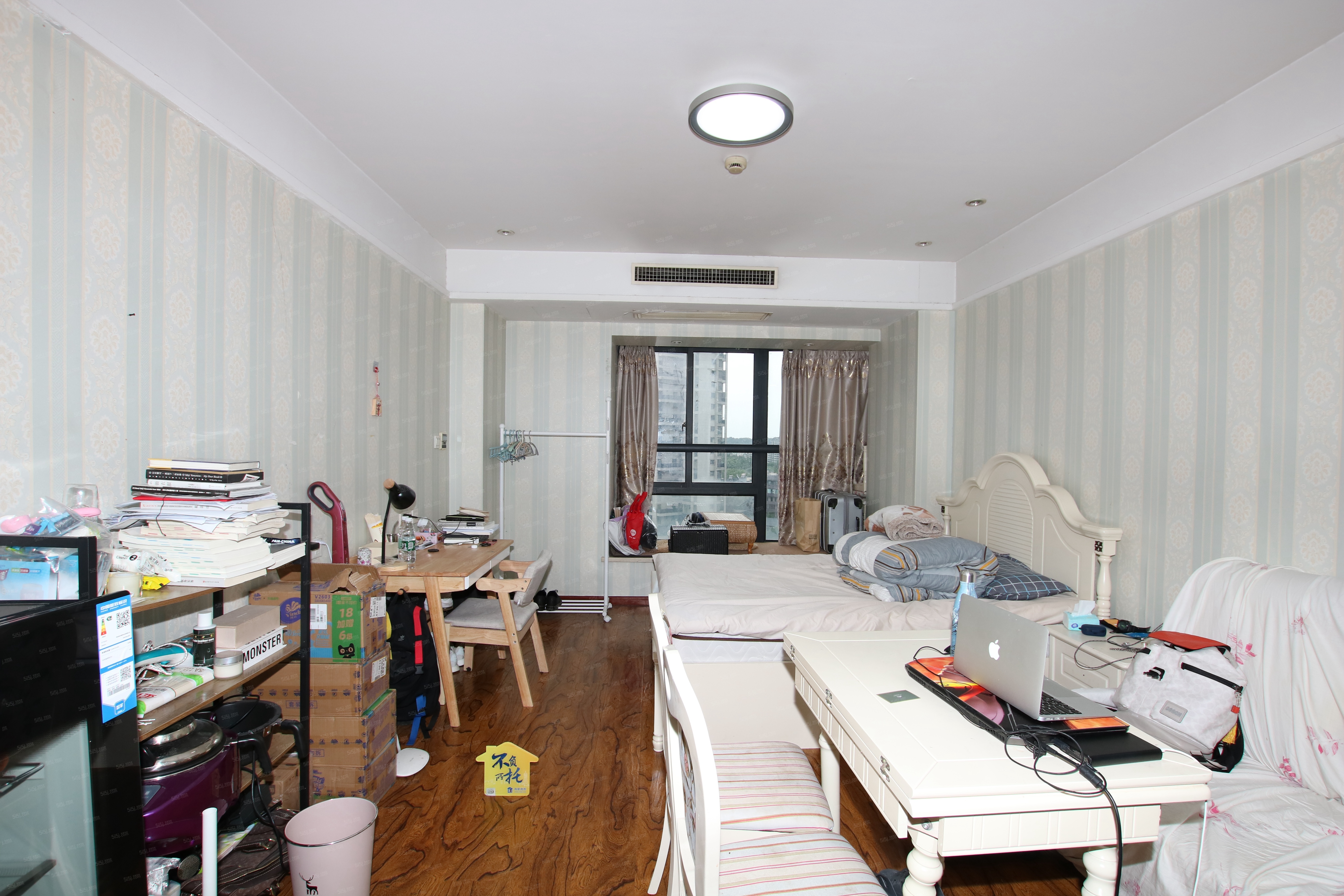 酒店式公寓 一居室 拎包入住 双地铁口 地段位置好 租金可观