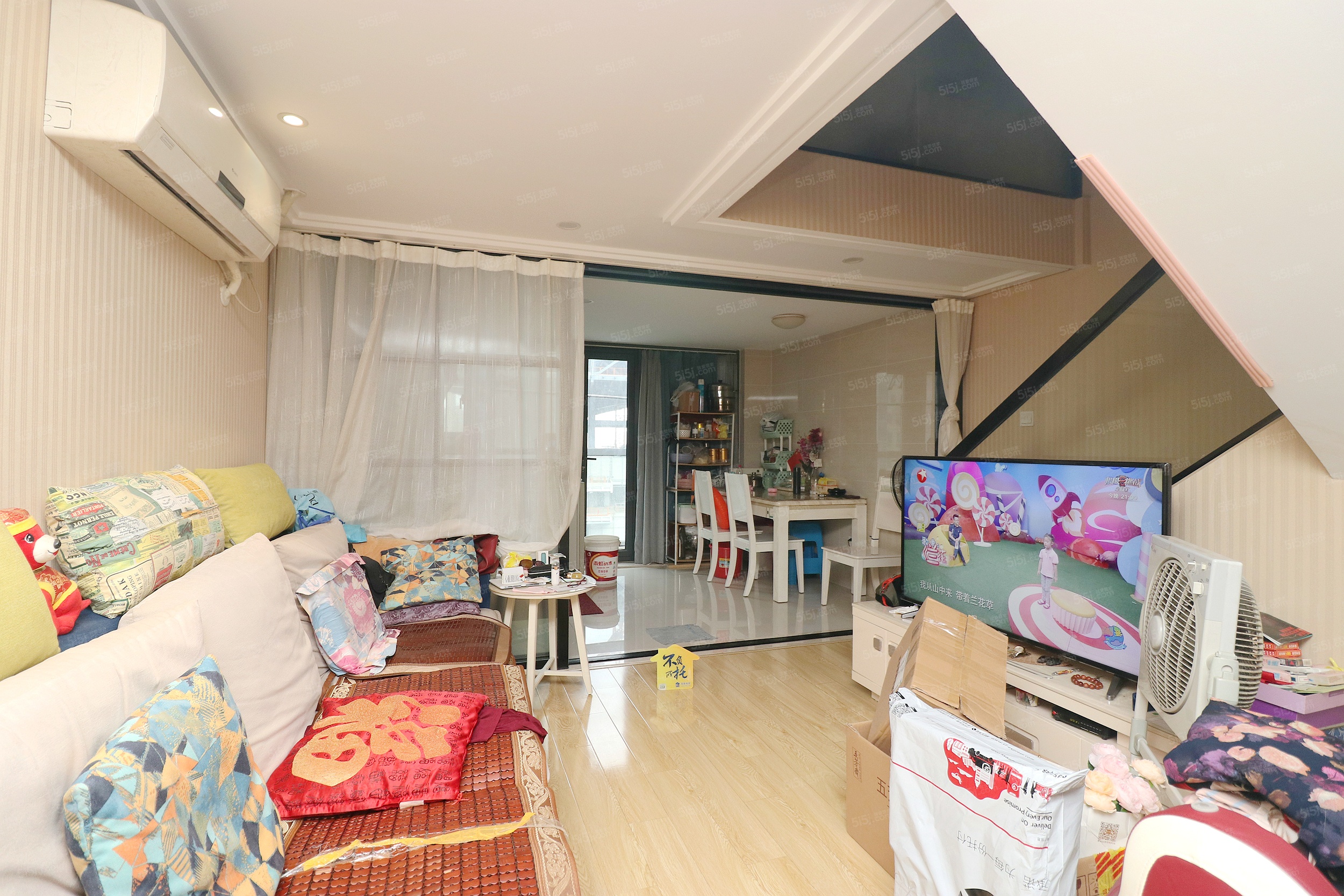 杭州新天地公寓 loft单身公寓 民用水电