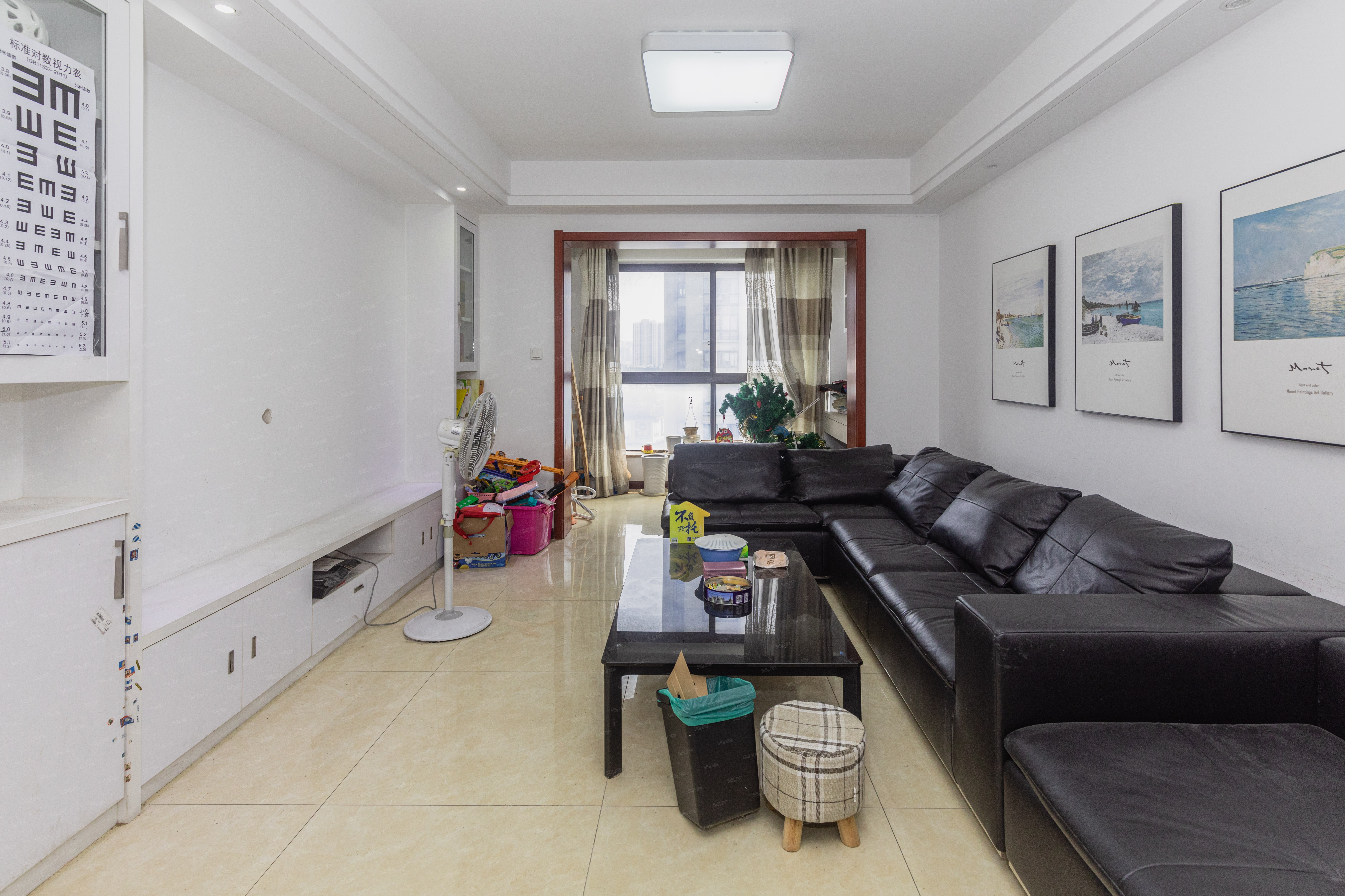 北海公寓中间户型，正规三房，得房率高，装修清爽，看房方便
